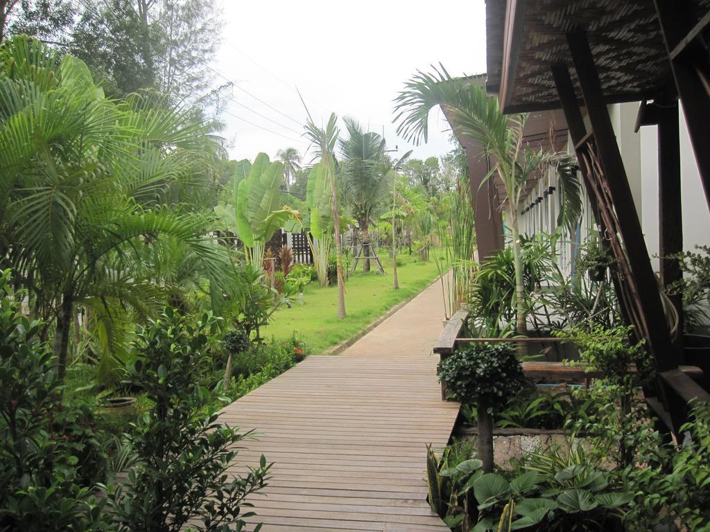 Naiyang Boutique Resort Ban Phak Chit 외부 사진